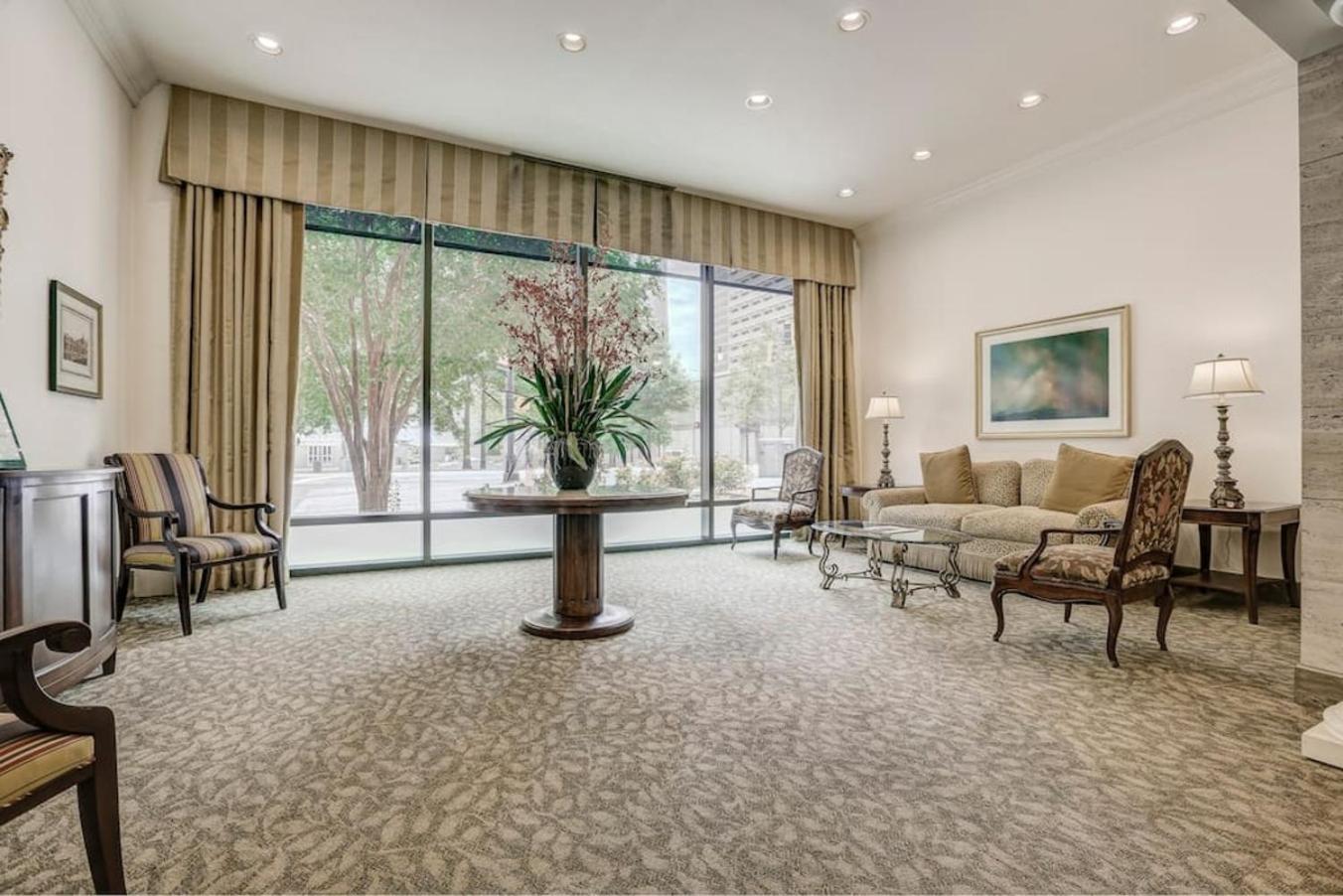 Stayatl Premier 2 Bed Condo W Views! Atlanta Exterior photo